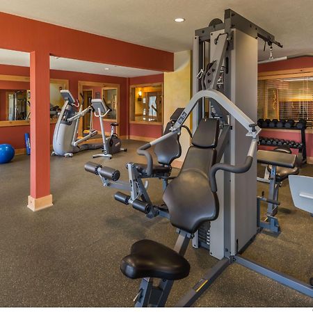 Best Western Plus Green Mill Village Hotel & Suites Arcola Buitenkant foto