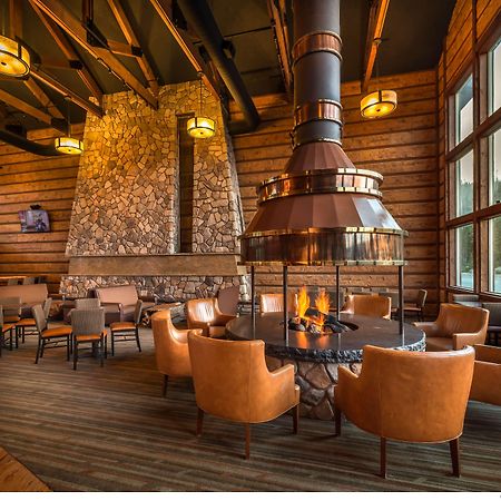 Best Western Plus Green Mill Village Hotel & Suites Arcola Buitenkant foto