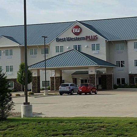 Best Western Plus Green Mill Village Hotel & Suites Arcola Buitenkant foto