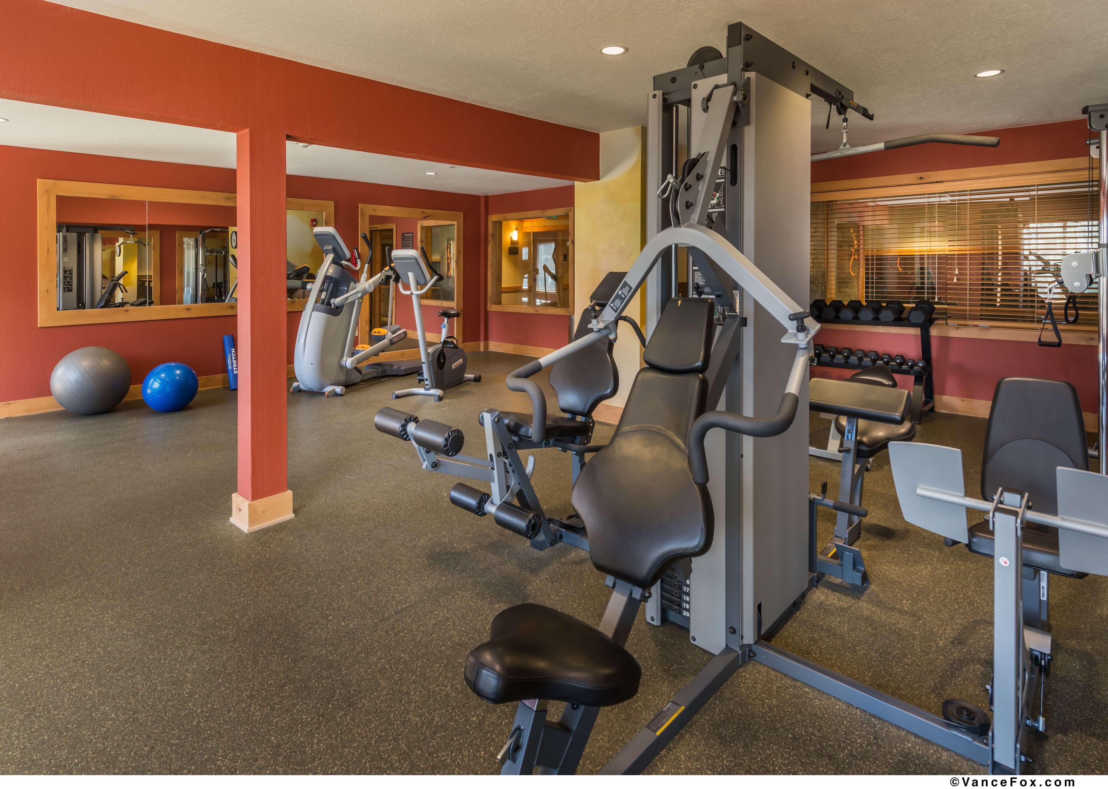 Best Western Plus Green Mill Village Hotel & Suites Arcola Buitenkant foto