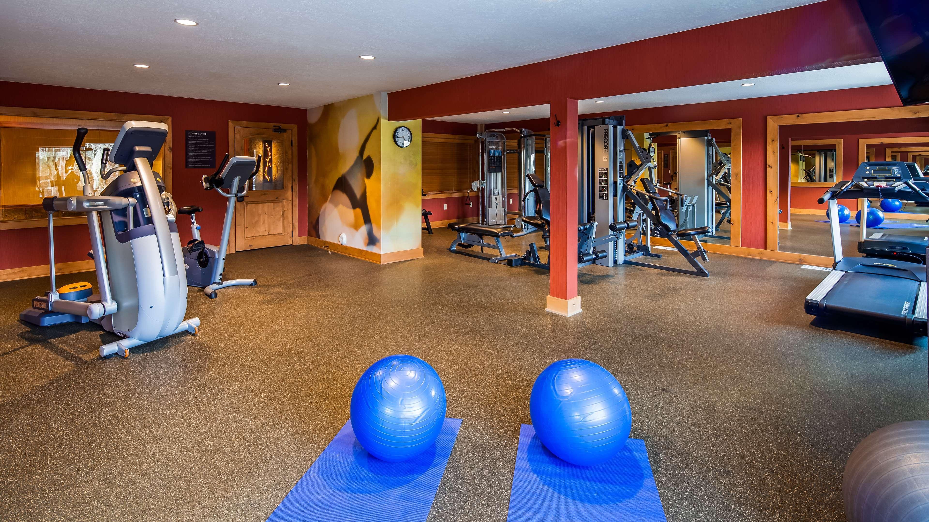 Best Western Plus Green Mill Village Hotel & Suites Arcola Buitenkant foto
