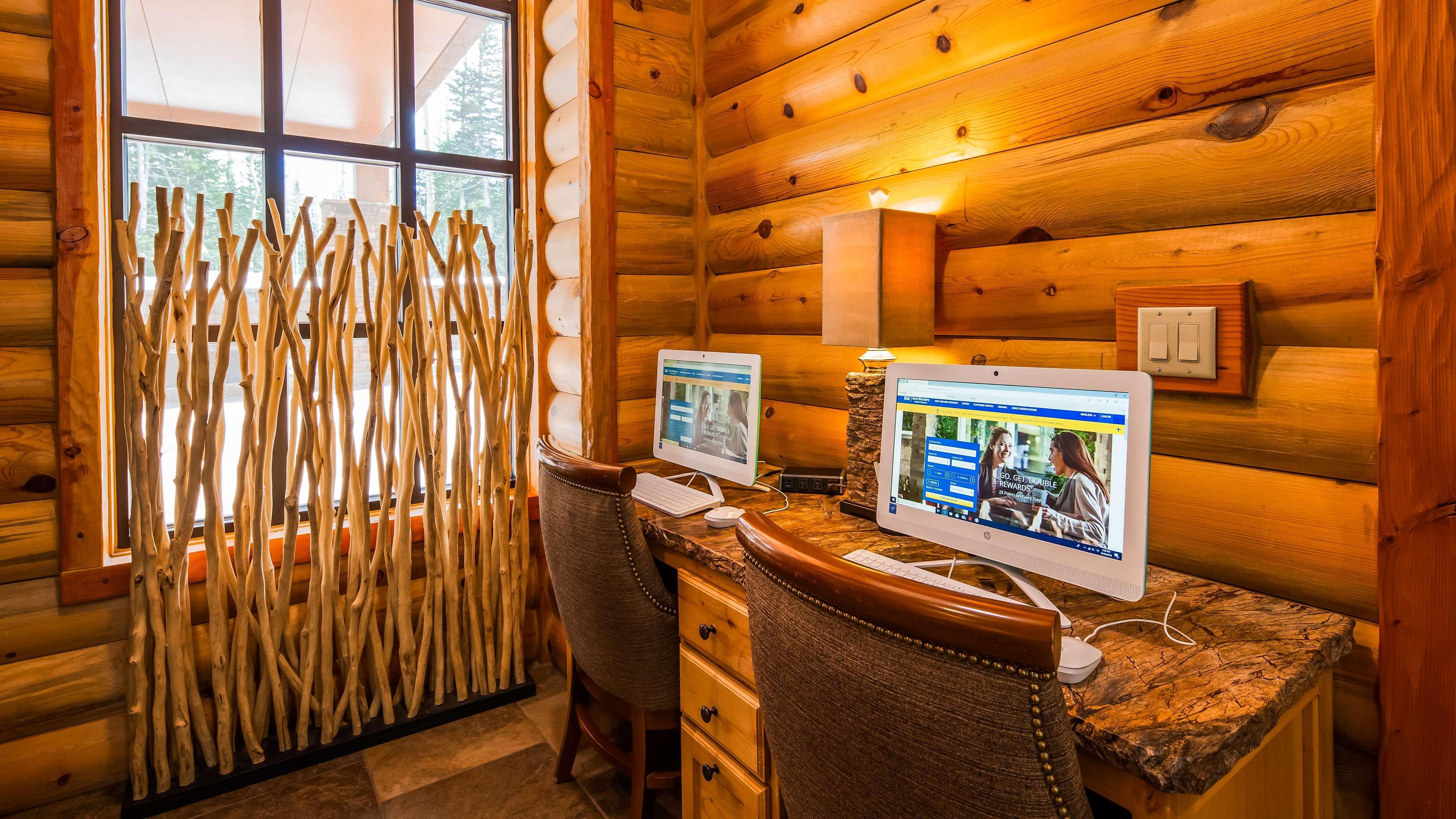 Best Western Plus Green Mill Village Hotel & Suites Arcola Buitenkant foto