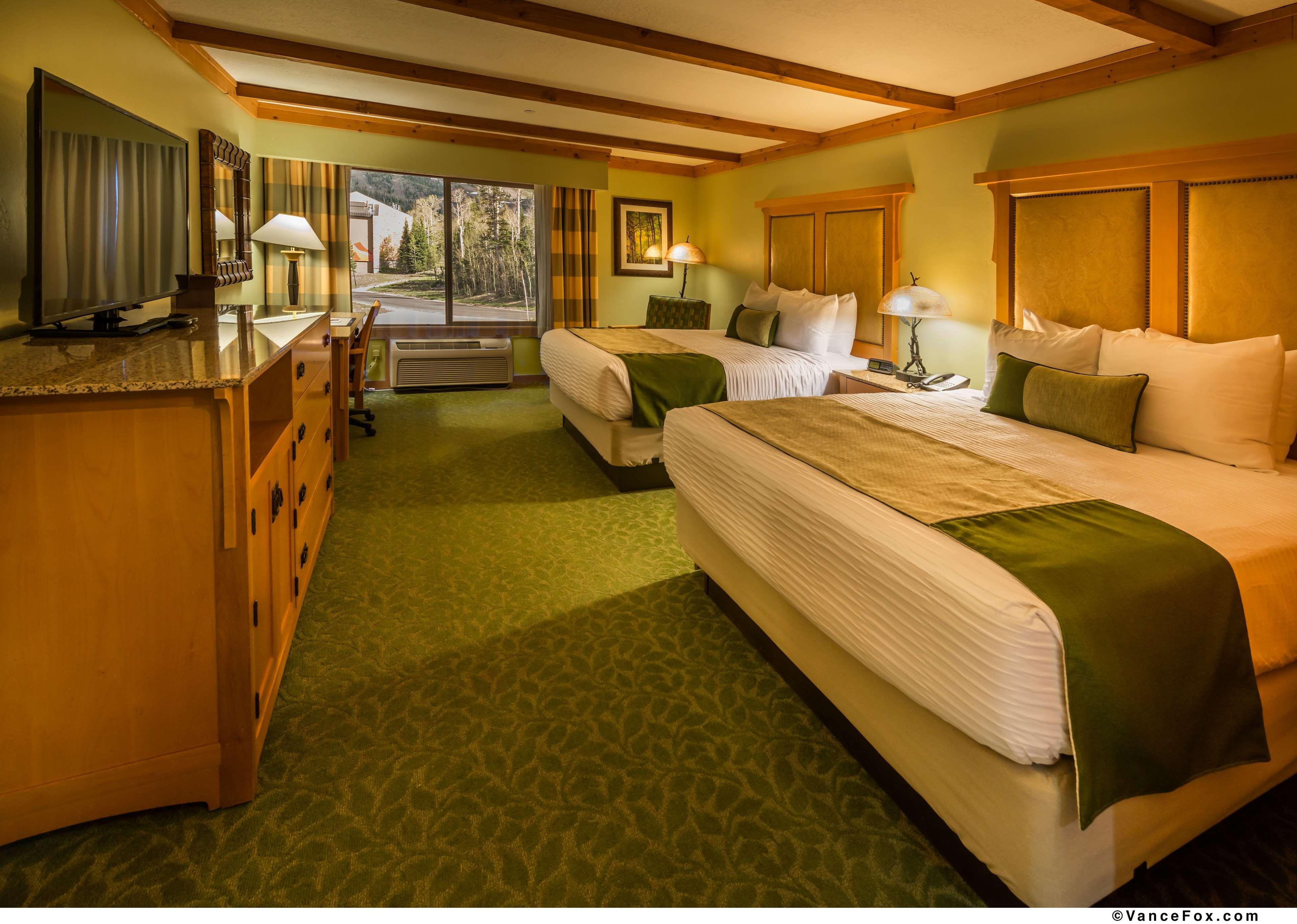 Best Western Plus Green Mill Village Hotel & Suites Arcola Buitenkant foto